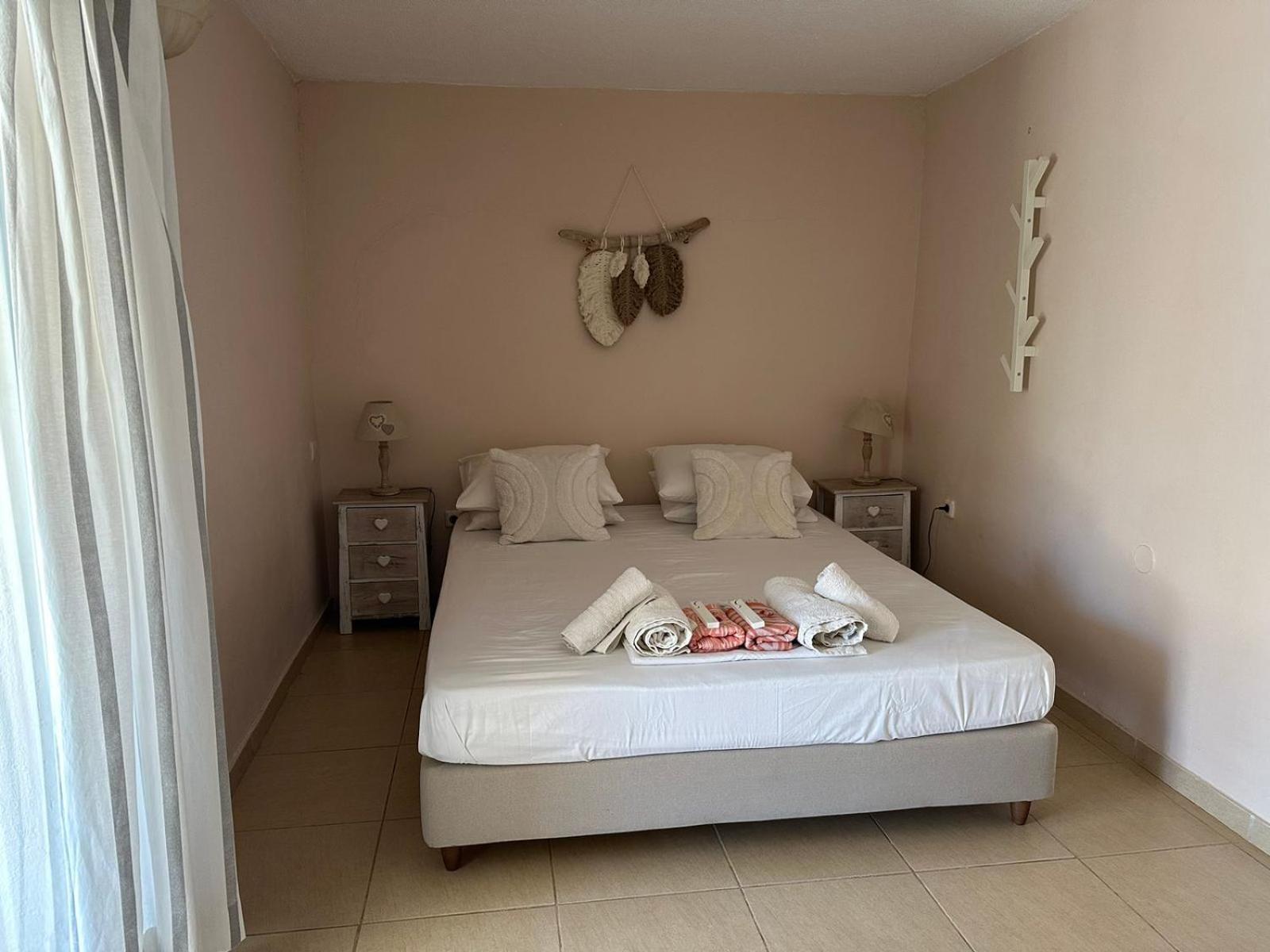 Louiza Apartments Pyrgi  Экстерьер фото