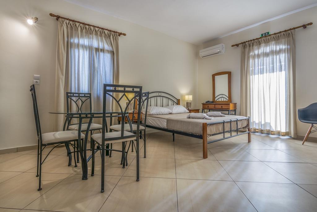 Louiza Apartments Pyrgi  Экстерьер фото